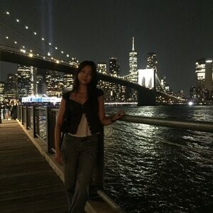 Meet your Posher, Lea